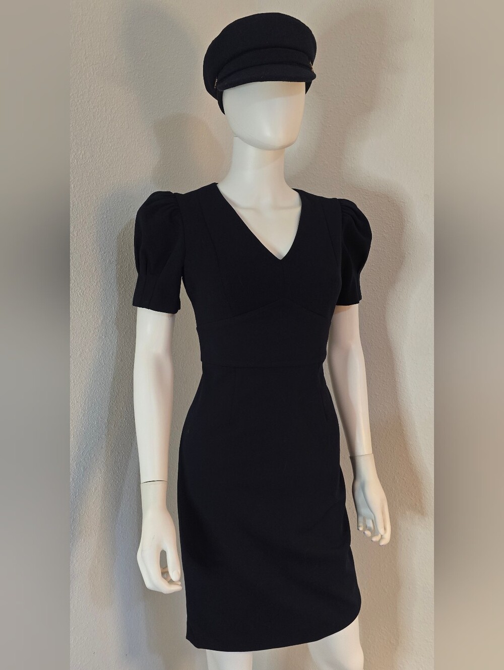 DKNY✨️ New With Tags Navy V-Neck Dress